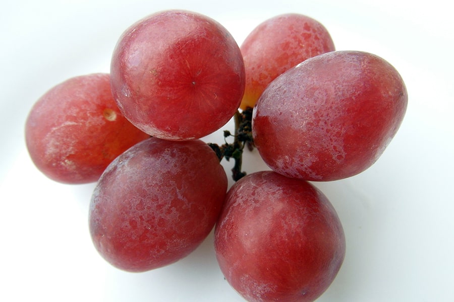 red grapes